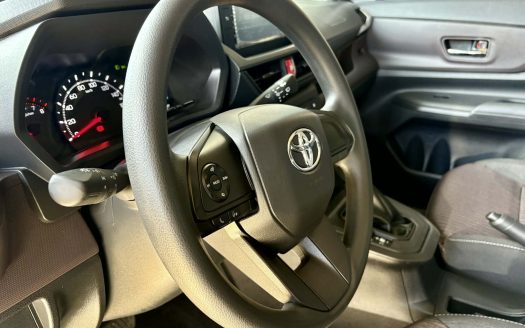 2025 TOYOTA AVANZA E A/T. (BRAND NEW CONDITION).