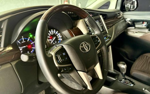2024 TOYOTA INNOVA G DIESEL A/T.