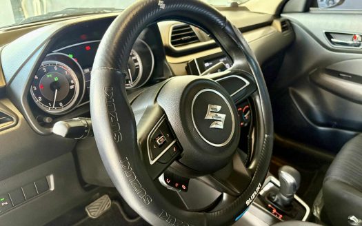 2025 SUZUKI SWIFT DZIRE A/T.