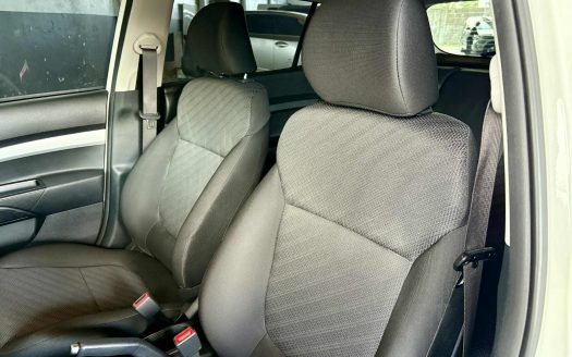 2022 KIA STONIC EX A/T.