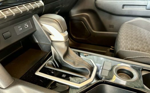 2024 MITSUBISHI TRITON GLX 4X2 A/T.