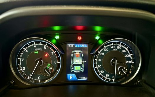 2024 SUZUKI XL7 HYBRID GLX A/T. (BRAND NEW CONDITION).