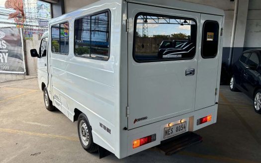 2021 SUZUKI CARRY PASSENGER TYPE VAN.