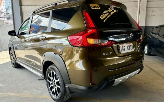2024 SUZUKI XL7 HYBRID GLX A/T. (BRAND NEW CONDITION).