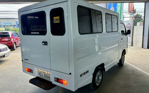 2021 SUZUKI CARRY PASSENGER TYPE VAN.
