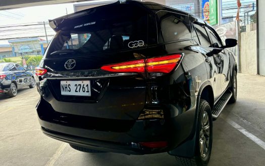 2024 TOYOTA FORTUNER V DIESEL 4X2 A/T. (BRAND NEW CONDITION).
