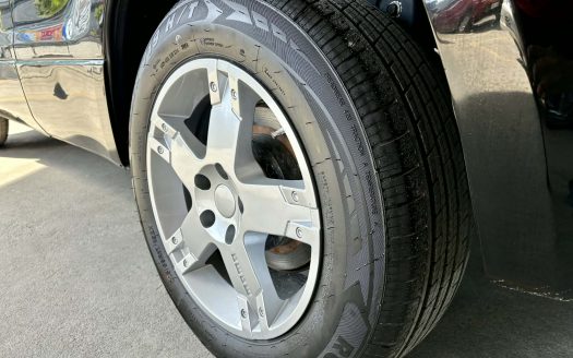 2011 SUZUKI GRAND VITARA GLX 4X2 A/T.