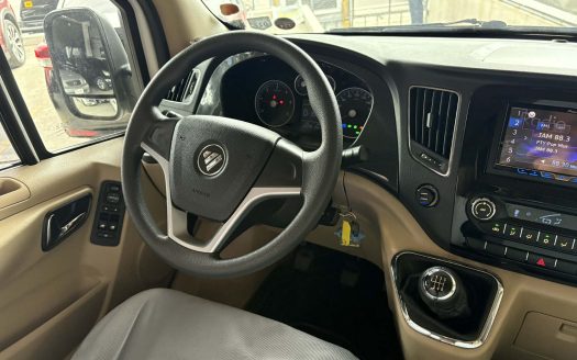 2017 FOTON TUANO VAN DIESEL M/T.