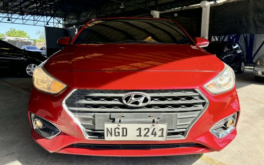 2019 HYUNDAI ACCENT A/T.