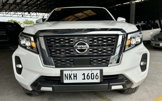 2025 NISSAN NAVARA VE CALIBRE 4X2 A/T. (BRAND NEW CONDITION).