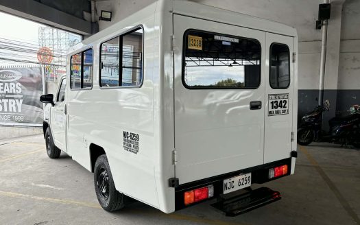 2025 TOYOTA HILUX TAMARAW DIESEL M/T.