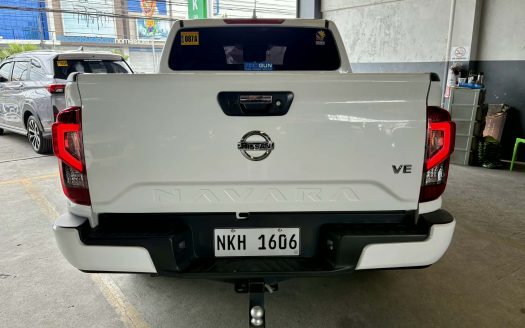 2025 NISSAN NAVARA VE CALIBRE 4X2 A/T. (BRAND NEW CONDITION).