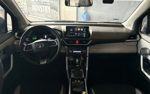 2022 TOYOTA VELOZ V A/T.