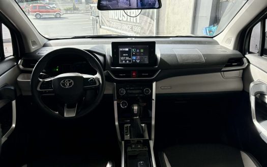 2024 TOYOTA VELOZ G A/T. (BRAND NEW CONDITION).