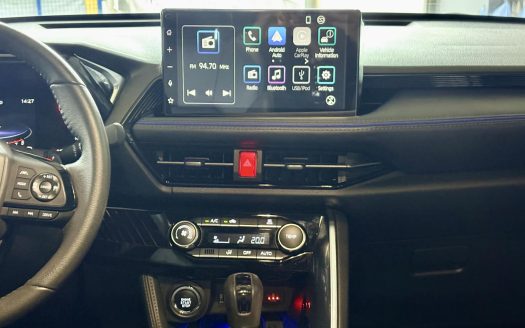 2024 TOYOTA YARIS CROSS V A/T.