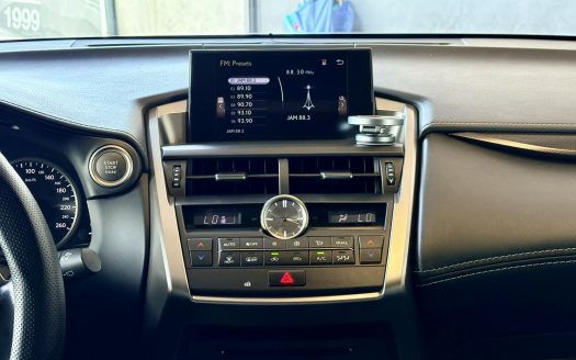 2017 LEXUS NX200T AWD A/T.