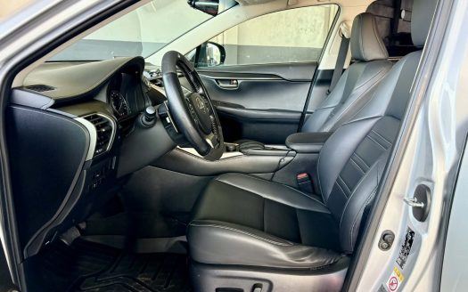 2017 LEXUS NX200T AWD A/T.