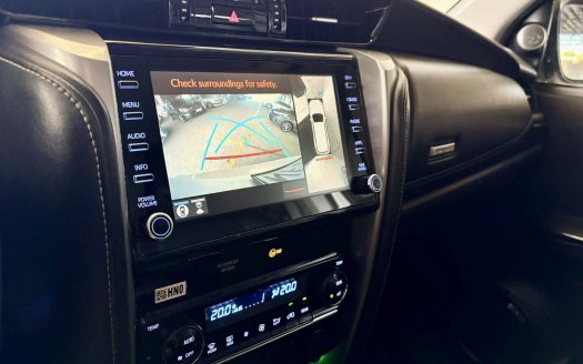 2022 TOYOTA FORTUNER Q 4X2 DIESEL A/T.