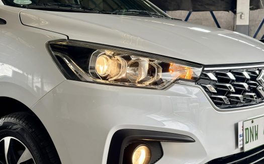 2025 SUZUKI ERTIGA GLX HYBRID A/T. (BRAND NEW CONDITION).