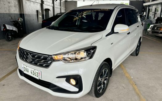2025 SUZUKI ERTIGA GLX HYBRID A/T. (BRAND NEW CONDITION).