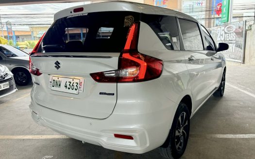 2025 SUZUKI ERTIGA GLX HYBRID A/T. (BRAND NEW CONDITION).